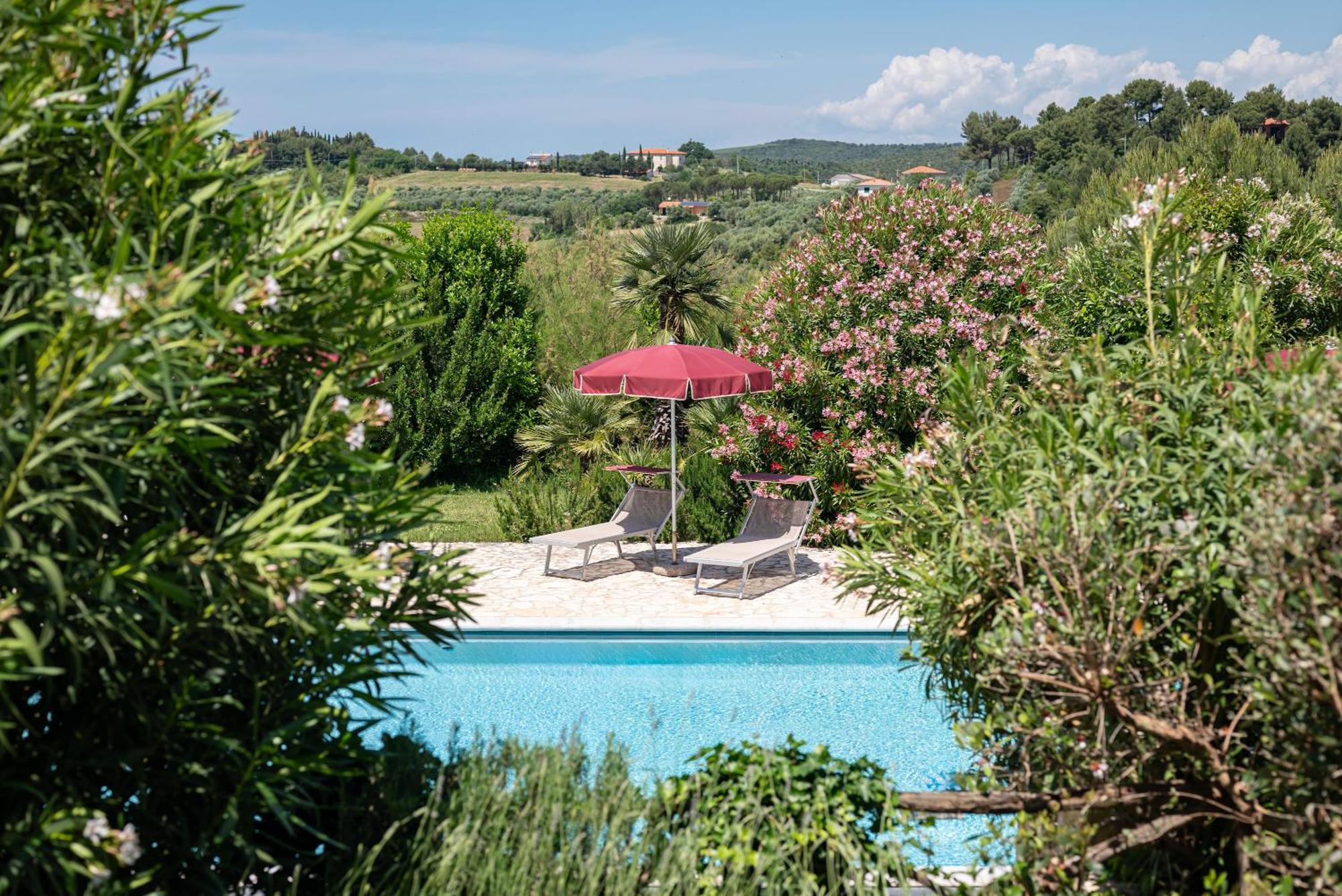 La Muccheria San Vincenzo Buitenkant foto